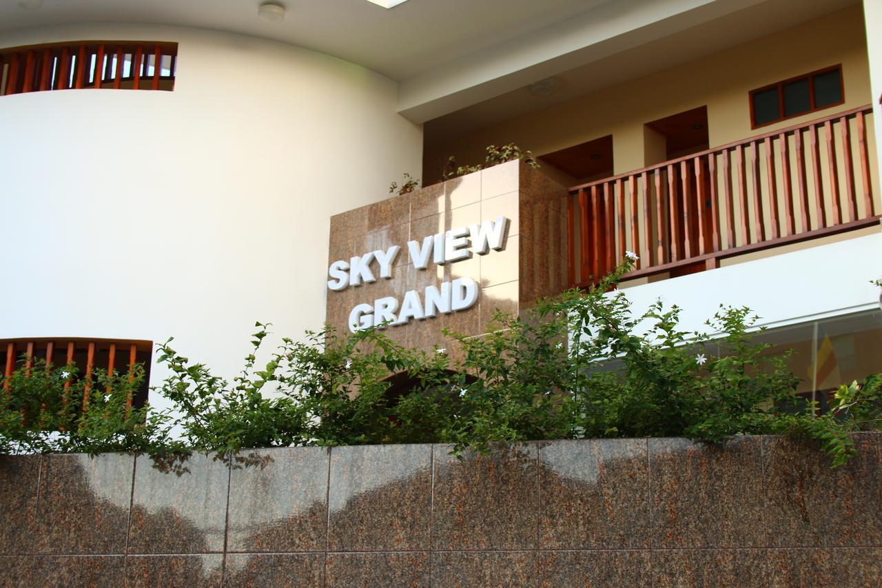 Hotel Sky View Grand à Kandy Extérieur photo